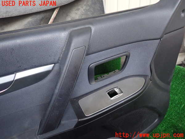 1UPJ-9234611264]パジェロ(V93W)左前ドア内張り 中古_2