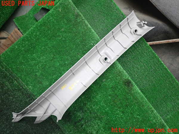 1UPJ-9234617660]パジェロ(V93W)左フロントピラートリム 中古_3