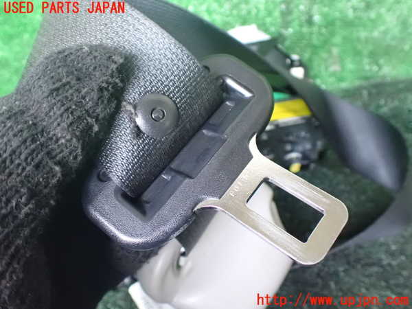 1UPJ-9234617075]パジェロ(V93W)助手席シートベルト 中古_2