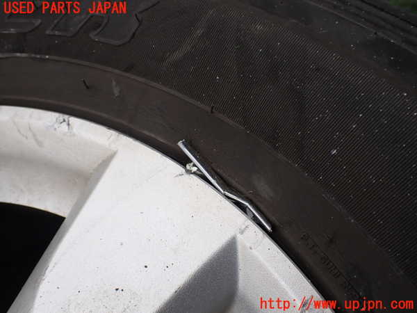 1UPJ-9234619039]パジェロ(V93W)タイヤ　ホイール　1本④ 265/65R17 中古_3