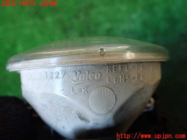 1UPJ-9234621182]ジムニー シエラ(JB74W)左フォグ 中古_4