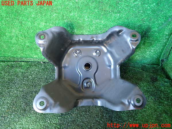 1UPJ-9234621700]ジムニー シエラ(JB74W)スペアタイヤキャリア 中古_2