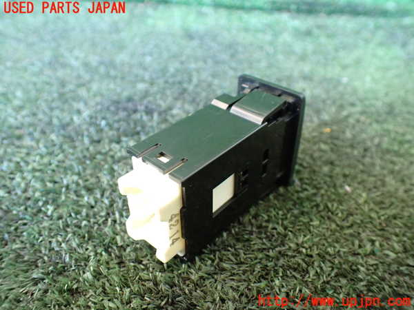 1UPJ-9234626310]ジムニー シエラ(JB74W)スイッチ5 中古_2