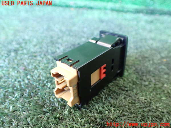 1UPJ-9234626311]ジムニー シエラ(JB74W)スイッチ6 中古_2