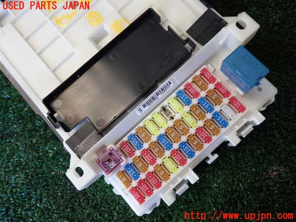 1UPJ-9234626741]ジムニー シエラ(JB74W)ヒューズボックス1 中古_2