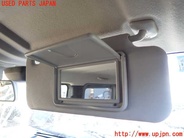 1UPJ-9234627625]ジムニー シエラ(JB74W)室内サンバイザー右側 中古_3