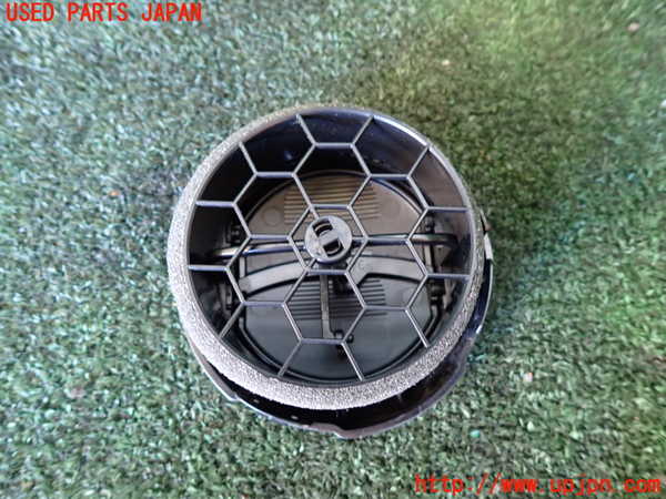 1UPJ-9234627528]ジムニー シエラ(JB74W)エアコン吹き出し口3 中古_3