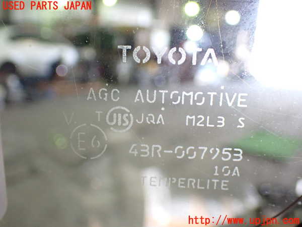 1UPJ-9234631380]ノア(ヴォクシー)(ZRR85G)右クォーターガラス 中古_2