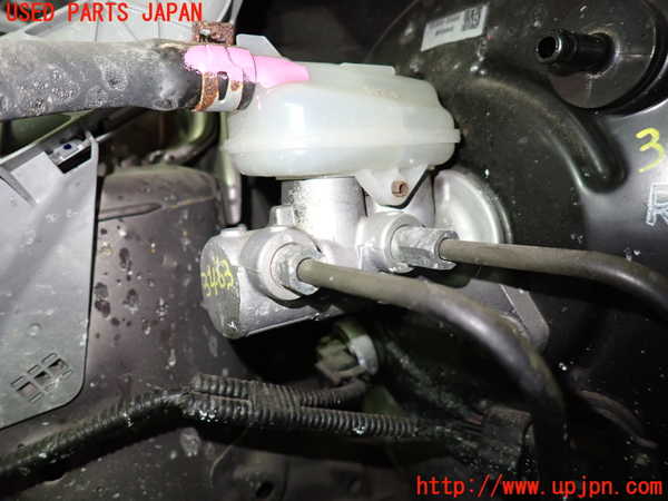 1UPJ-9234634050]ノア(ヴォクシー)(ZRR85G)ブレーキマスターシリンダー 中古_3