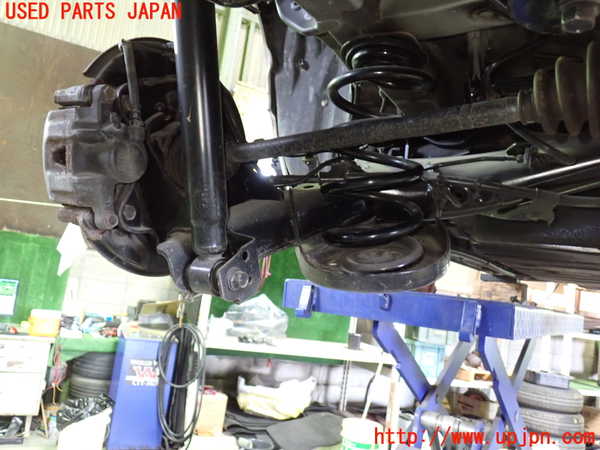 1UPJ-9234635380]ノア(ヴォクシー)(ZRR85G)リアアクスルビーム 中古_4