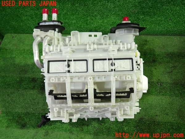 1UPJ-9234636081]ノア(ヴォクシー)(ZRR85G)エバポレーター1 中古_2