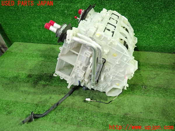 1UPJ-9234636081]ノア(ヴォクシー)(ZRR85G)エバポレーター1 中古_3