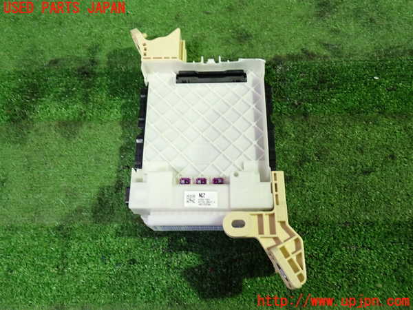 1UPJ-9234636741]ノア(ヴォクシー)(ZRR85G)ヒューズボックス1 中古_2
