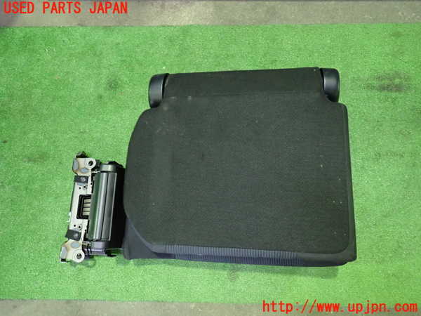 1UPJ-9234637235]ノア(ヴォクシー)(ZRR85G)右3列目シート 中古_4