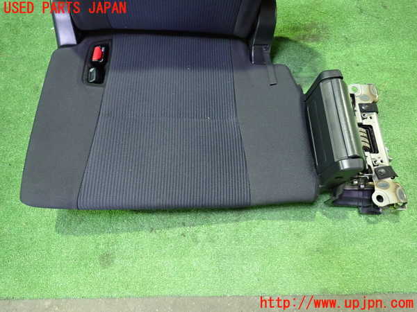 1UPJ-9234637265]ノア(ヴォクシー)(ZRR85G)左3列目シート 中古_3