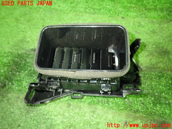 1UPJ-9234637527]ノア(ヴォクシー)(ZRR85G)エアコン吹き出し口2 中古_2