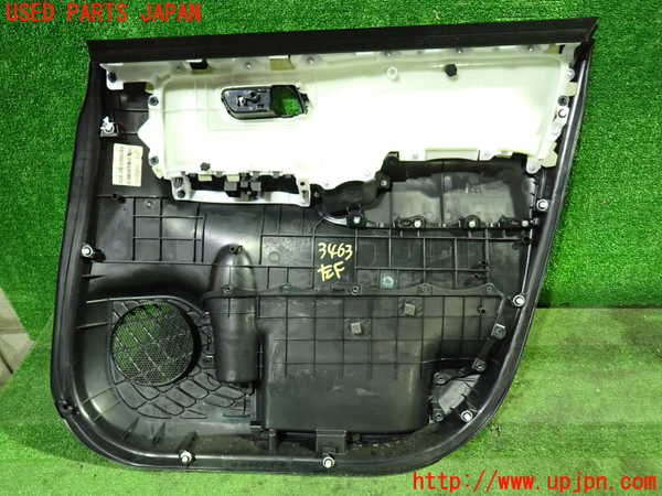 1UPJ-9234631264]ノア(ヴォクシー)(ZRR85G)左前ドア内張り 中古_4