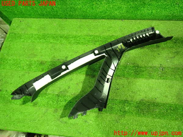 1UPJ-9234637660]ノア(ヴォクシー)(ZRR85G)左フロントピラートリム 中古_2