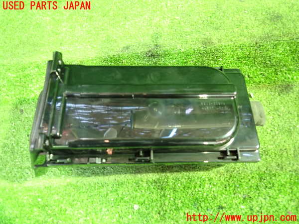 1UPJ-9234637810]ノア(ヴォクシー)(ZRR85G)ドリンクホルダー 中古_3