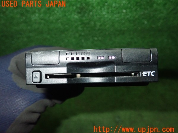 3UPJ=9234640503]カムリ ハイブリッド(AVV50)純正ビルトイン 08686-00321 ETC車載器 中古_3