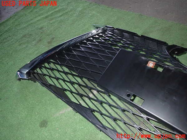 1UPJ-9234641050]カムリハイブリッド(AVV50)ラジエターグリル 中古_3