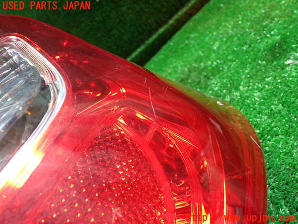 1UPJ-9234641530]カムリハイブリッド(AVV50)右テールランプ 中古_2