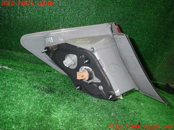 1UPJ-9234641530]カムリハイブリッド(AVV50)右テールランプ 中古_3