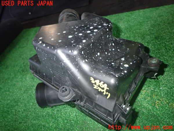 1UPJ-9234642560]カムリハイブリッド(AVV50)エアクリーナーボックス 中古_3