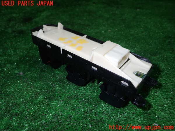 1UPJ-9234646240]カムリハイブリッド(AVV50)右前パワーウィンドウスイッチ 中古_2