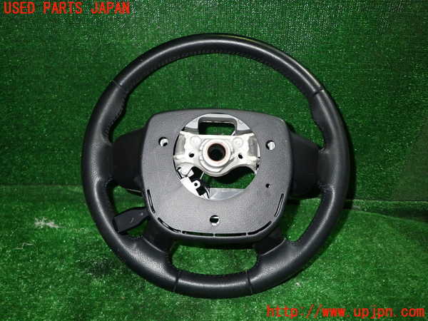 1UPJ-9234647855]カムリハイブリッド(AVV50)ステアリングホイール 中古_4