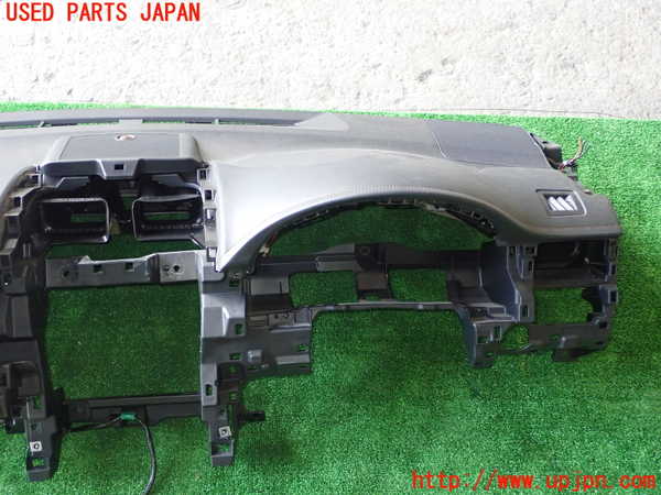 1UPJ-9234647505]カムリハイブリッド(AVV50)ダッシュボード 中古_2