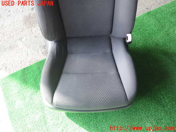 1UPJ-9234647035]カムリハイブリッド(AVV50)運転席シート 中古_3