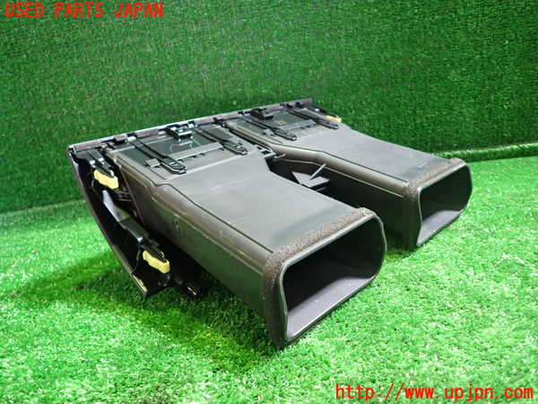 1UPJ-9234647528]カムリハイブリッド(AVV50)エアコン吹き出し口3 中古_3