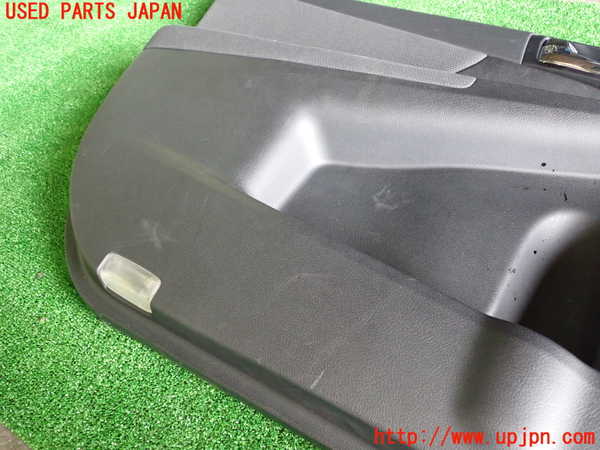 1UPJ-9234641264]カムリハイブリッド(AVV50)左前ドア内張り 中古_2