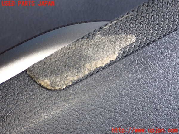 1UPJ-9234641294]カムリハイブリッド(AVV50)右後ドア内張り 中古_3