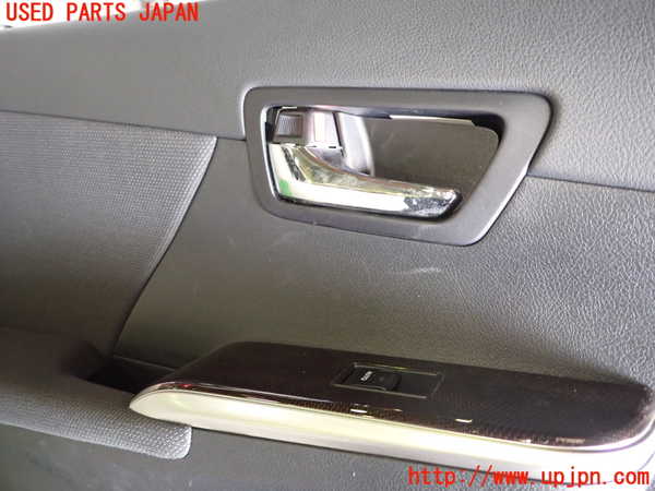 1UPJ-9234641324]カムリハイブリッド(AVV50)左後ドア内張り 中古_3
