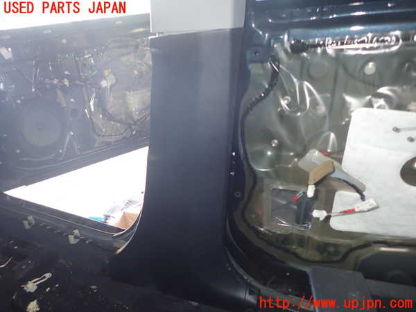 1UPJ-9234647665]カムリハイブリッド(AVV50)右センターピラートリム 中古_3