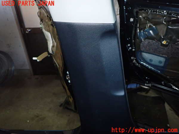 1UPJ-9234647670]カムリハイブリッド(AVV50)左センターピラートリム 中古_3