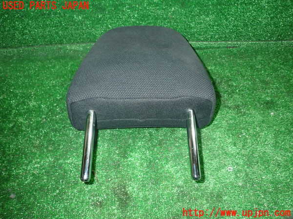 1UPJ-9234647040]カムリハイブリッド(AVV50)運転席ヘッドレスト 中古_4