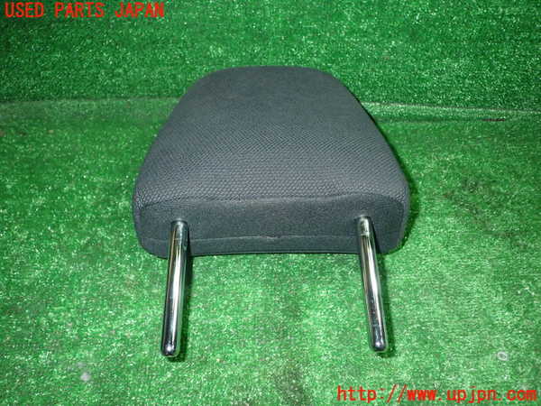 1UPJ-9234647070]カムリハイブリッド(AVV50)助手席ヘッドレスト 中古_4