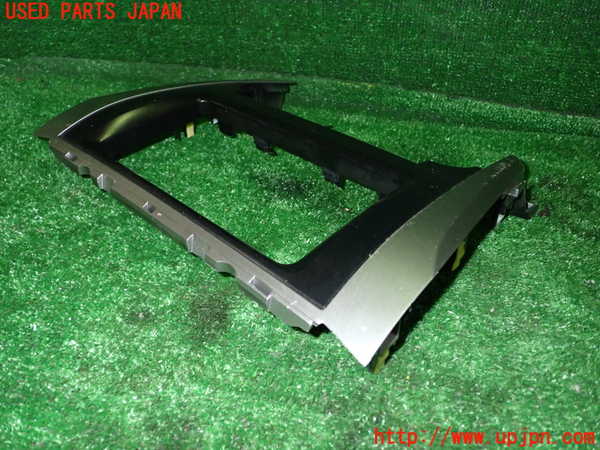 1UPJ-9234647692]カムリハイブリッド(AVV50)内装トリム類2 中古_3