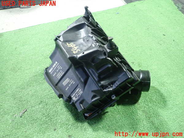 1UPJ-9234652560]BMW 218d グランクーペ F44(7M20)エアクリーナーボックス 中古_2