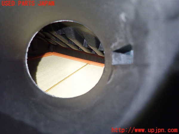 1UPJ-9234652560]BMW 218d グランクーペ F44(7M20)エアクリーナーボックス 中古_3