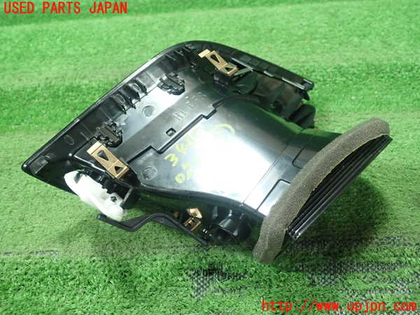 1UPJ-9234657528]BMW 218d グランクーペ F44(7M20)エアコン吹き出し口3 中古_3