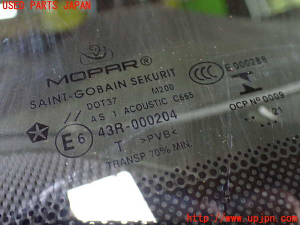 1UPJ-9234661195]ジープ・レネゲード(BV13PM)フロントガラス 中古_2