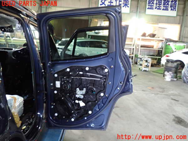 1UPJ-9234661290]ジープ・レネゲード(BV13PM)右後ドア 中古_4