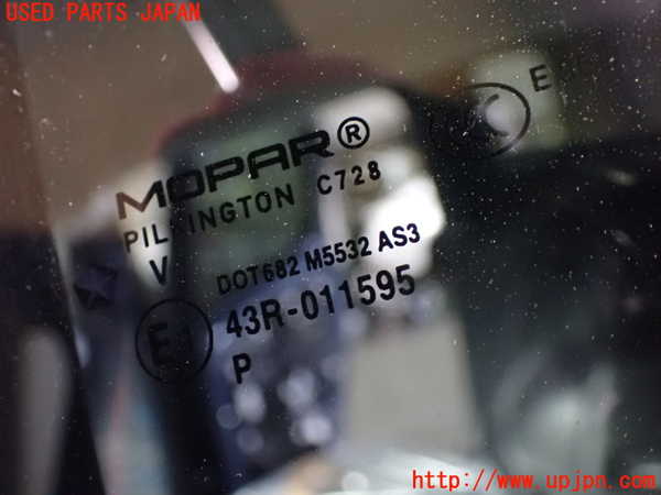 1UPJ-9234661382]ジープ・レネゲード(BV13PM)左クォーターガラス 中古_2