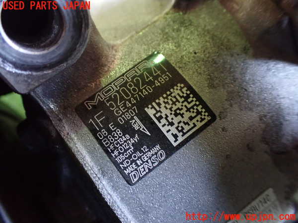 1UPJ-9234666025]ジープ・レネゲード(BV13PM)エアコンコンプレッサー 中古_3