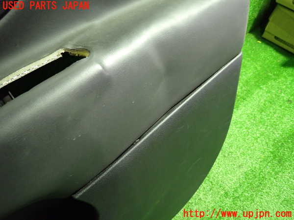 1UPJ-9234661234]ジープ・レネゲード(BV13PM)右前ドア内張り 中古_2