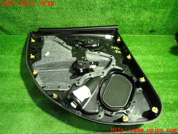 1UPJ-9234661294]ジープ・レネゲード(BV13PM)右後ドア内張り 中古_4